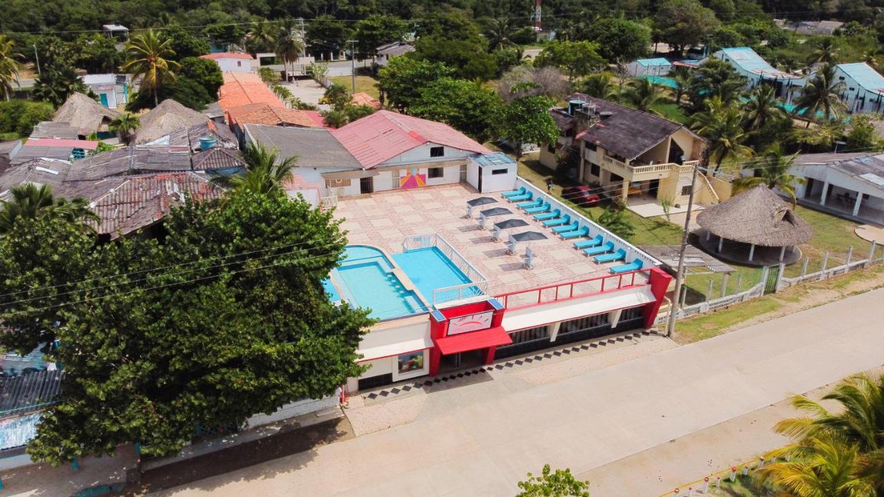 Hotel Playa Divina Coveñas エクステリア 写真