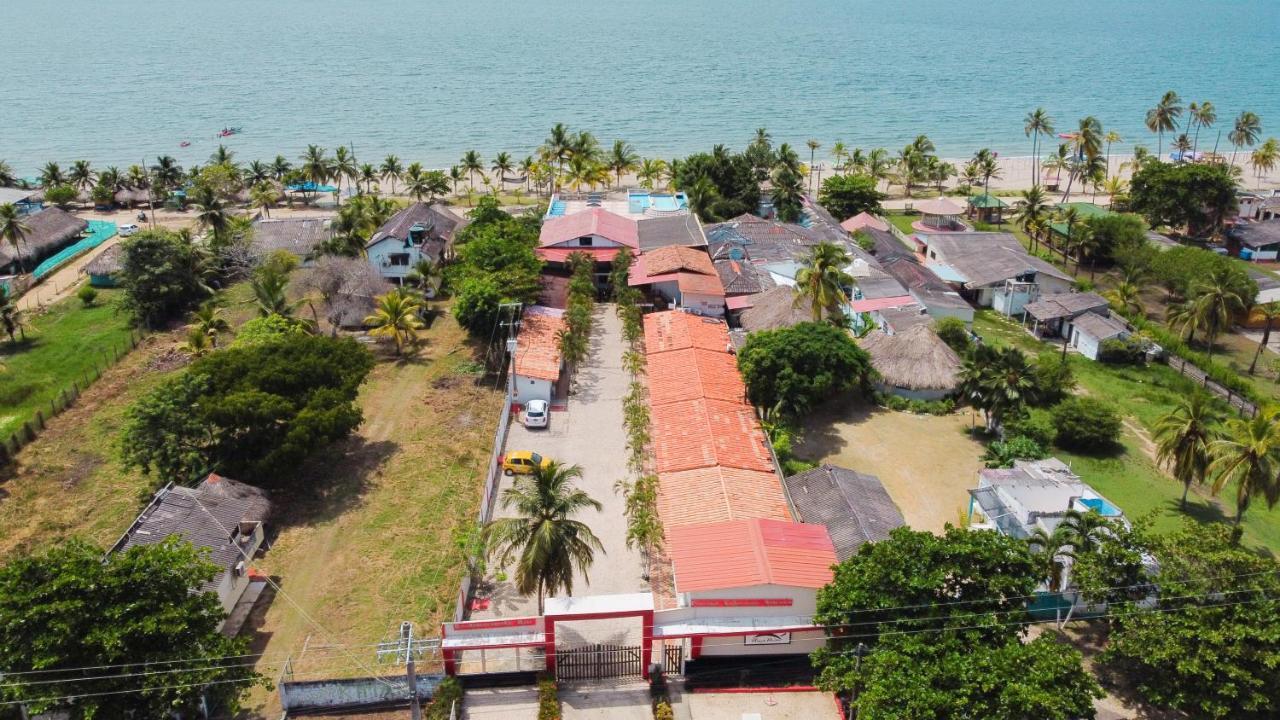 Hotel Playa Divina Coveñas エクステリア 写真