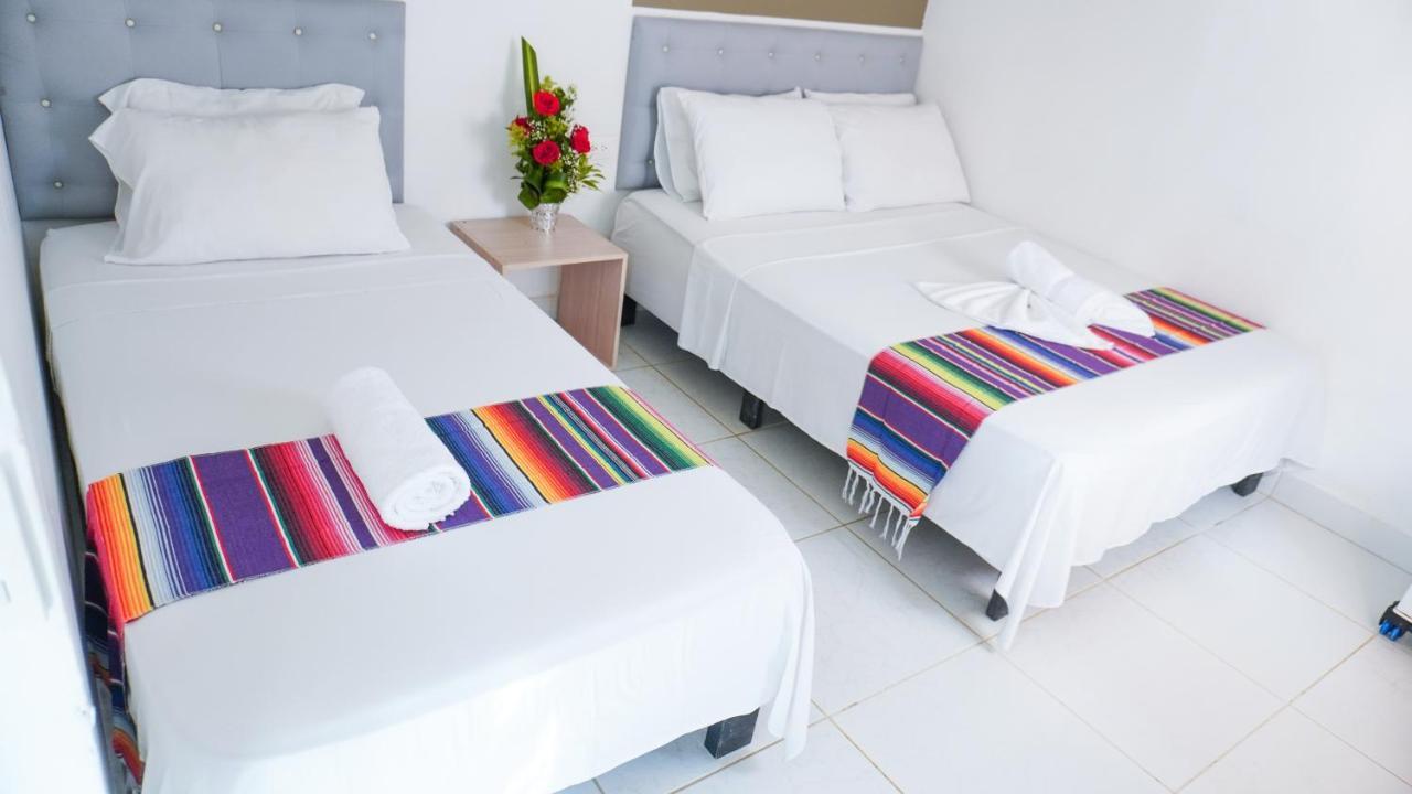 Hotel Playa Divina Coveñas エクステリア 写真