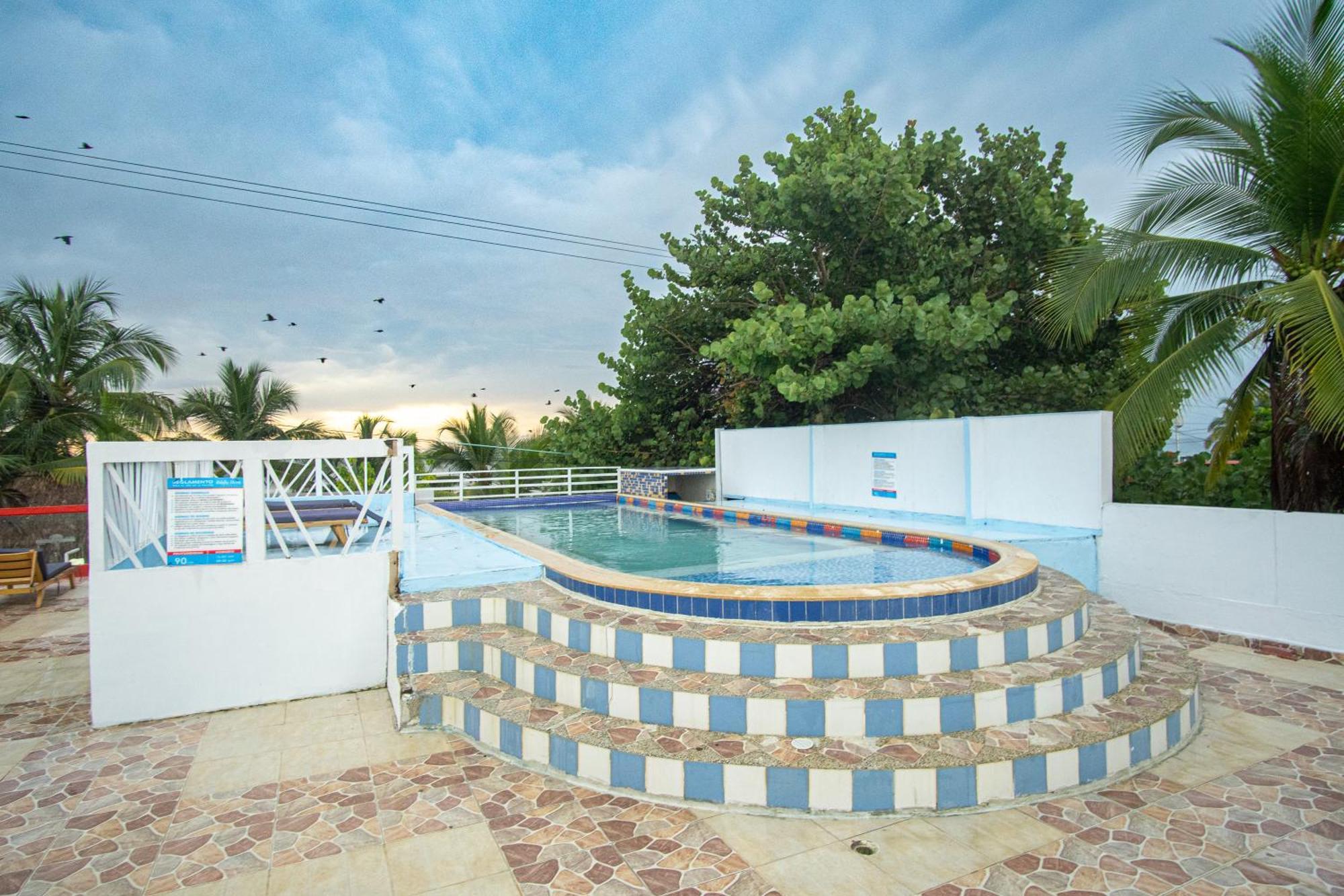 Hotel Playa Divina Coveñas エクステリア 写真